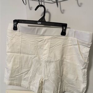 Women's white Cargo Shorts